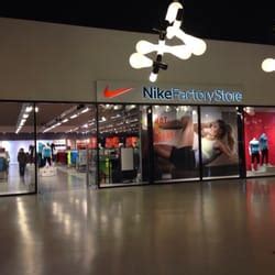 nike boomsesteenweg openingsuren